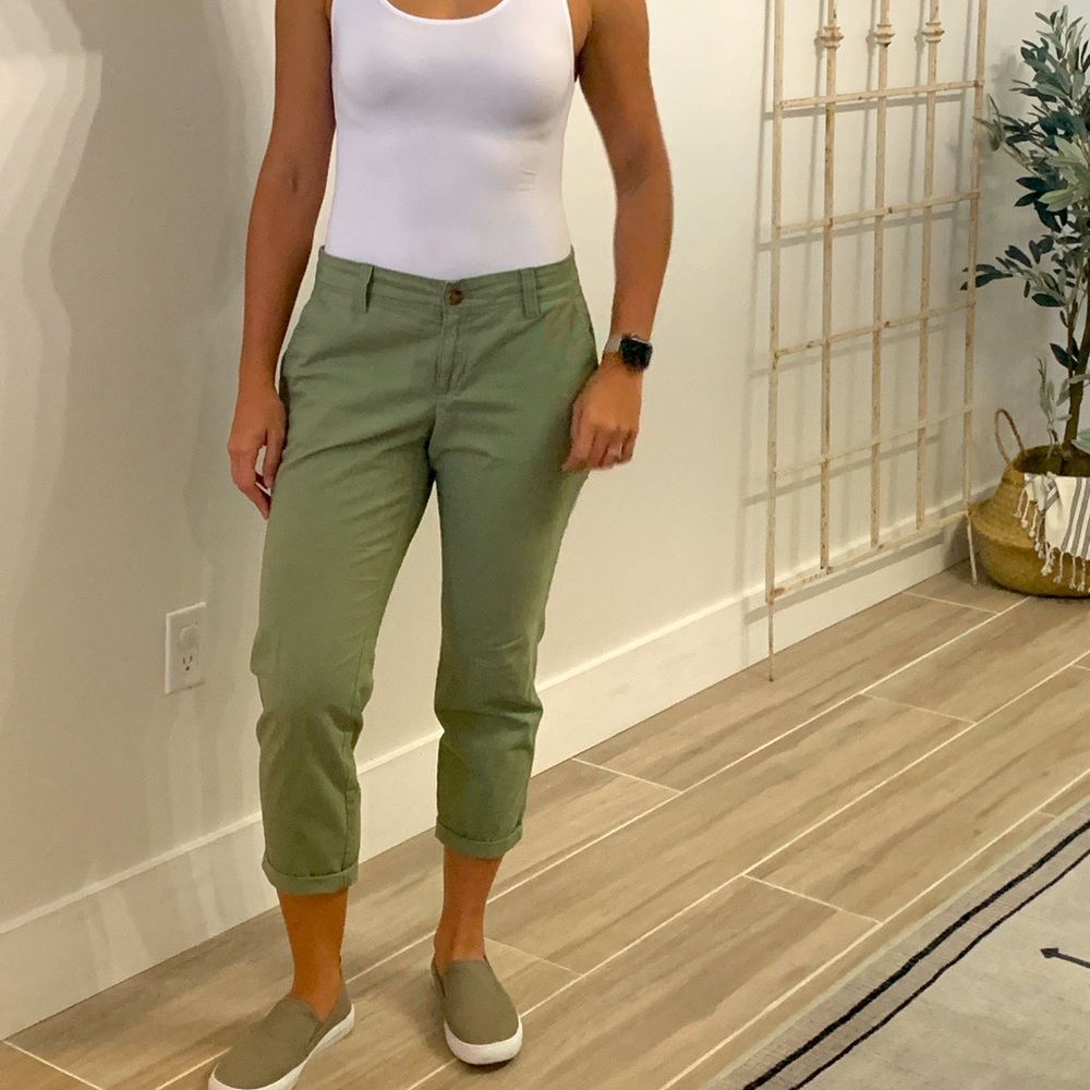Old Navy Cropped Boyfriend Pants